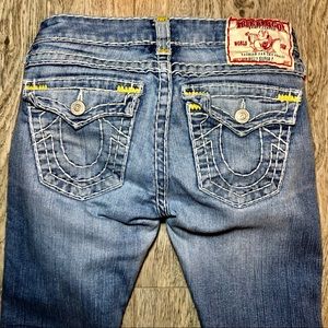 Women’s True Religion Straight Cut Size 27 Jeans